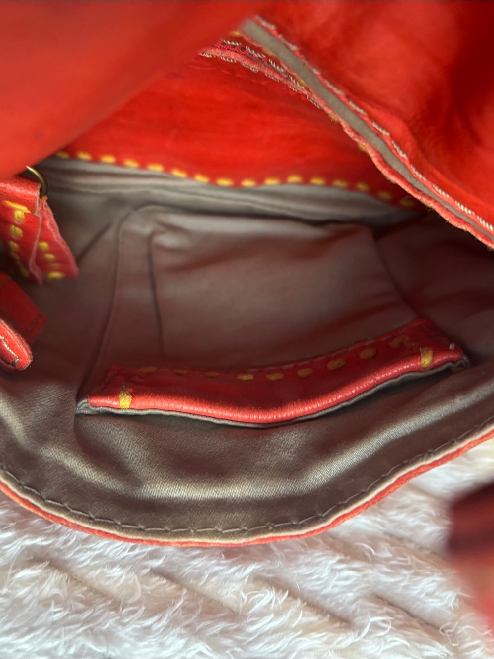 49 SQM soft, rusty, orange goat skin, BoHo Crossbody adjustable strap - Picture 8 of 10